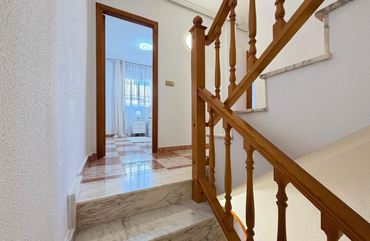 Herverkoop - Town House -
Orihuela Costa - Las Filipinas