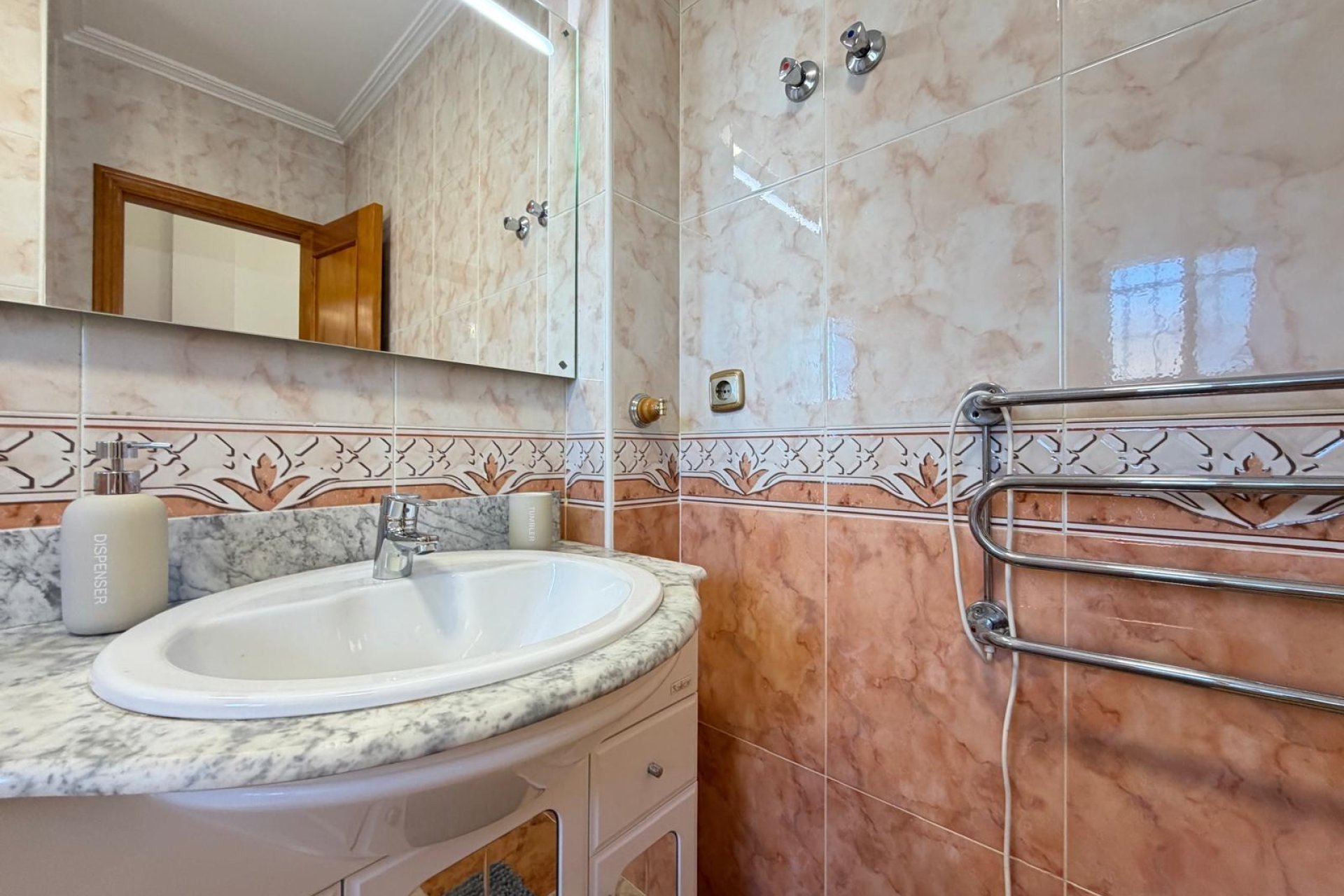 Herverkoop - Town House -
Orihuela Costa - Las Filipinas