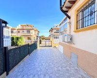 Herverkoop - Town House -
Orihuela Costa - Las Filipinas