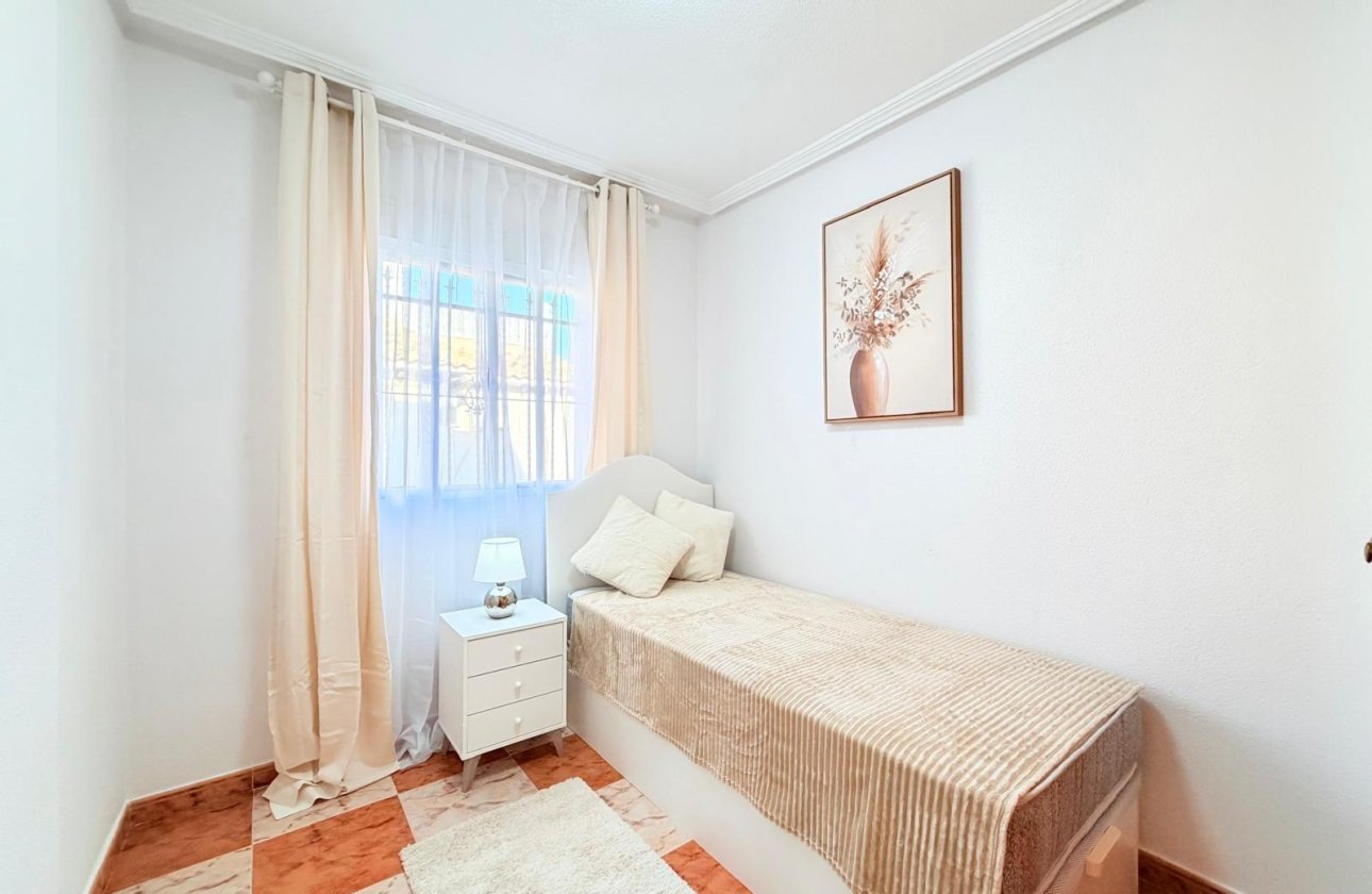 Herverkoop - Town House -
Orihuela Costa - Las Filipinas