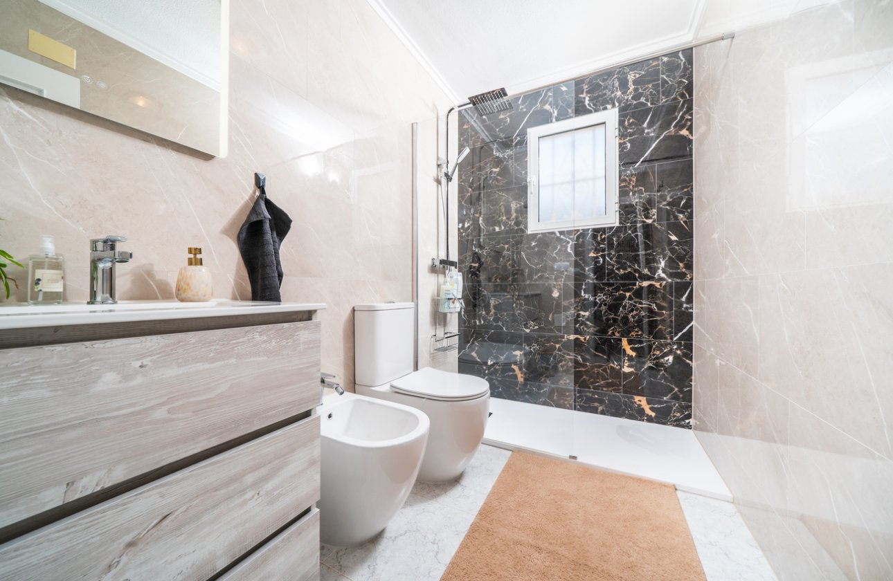 Herverkoop - Town House -
Orihuela Costa - Los Almendros - La Florida