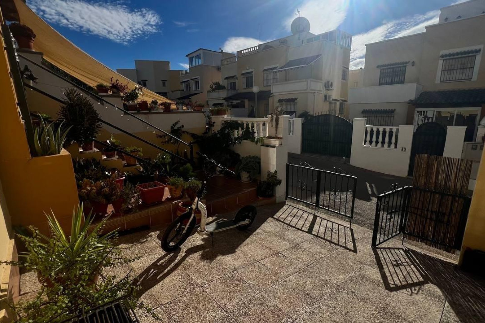 Herverkoop - Town House -
Orihuela Costa - Los Almendros-la Florida