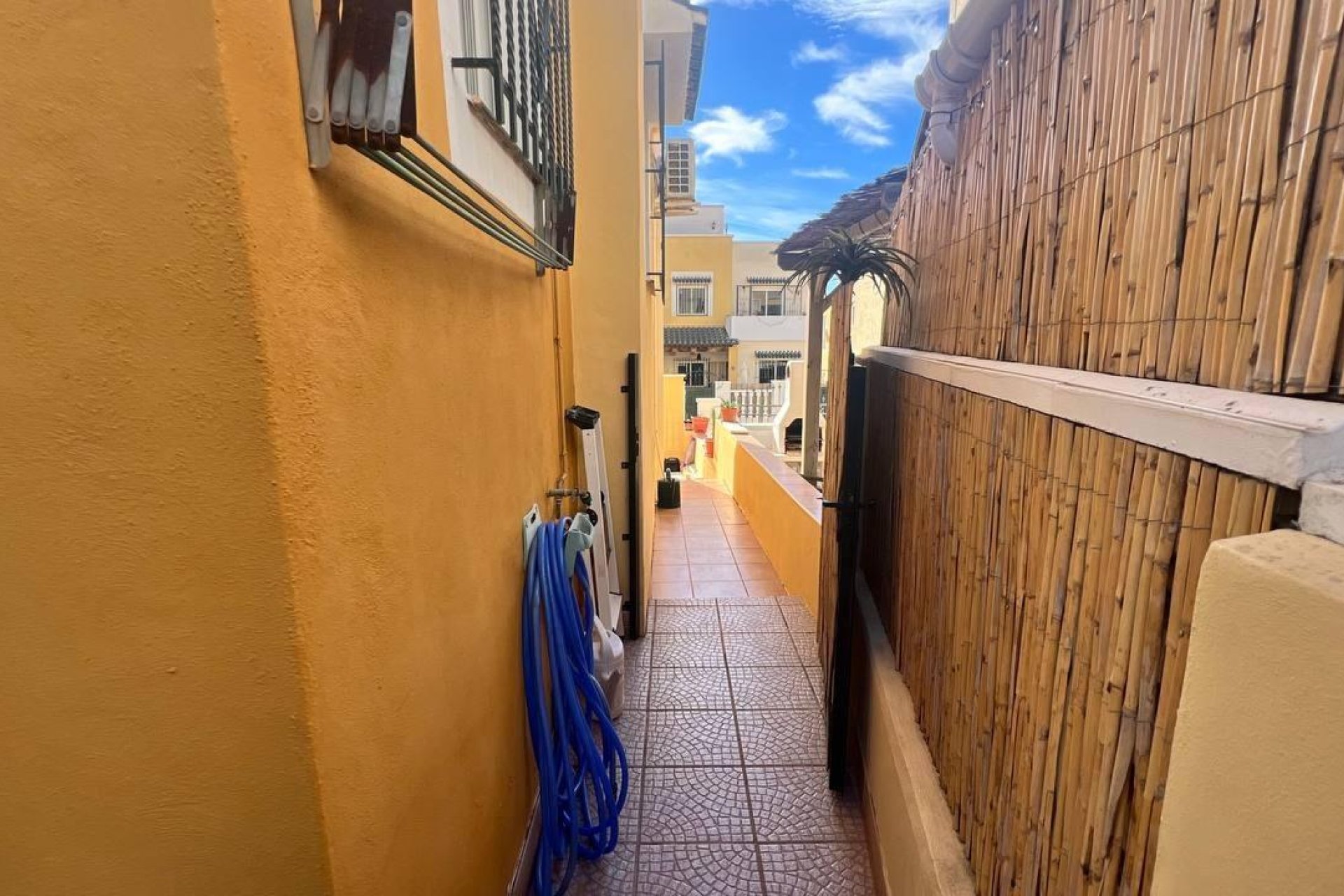 Herverkoop - Town House -
Orihuela Costa - Los Almendros-la Florida