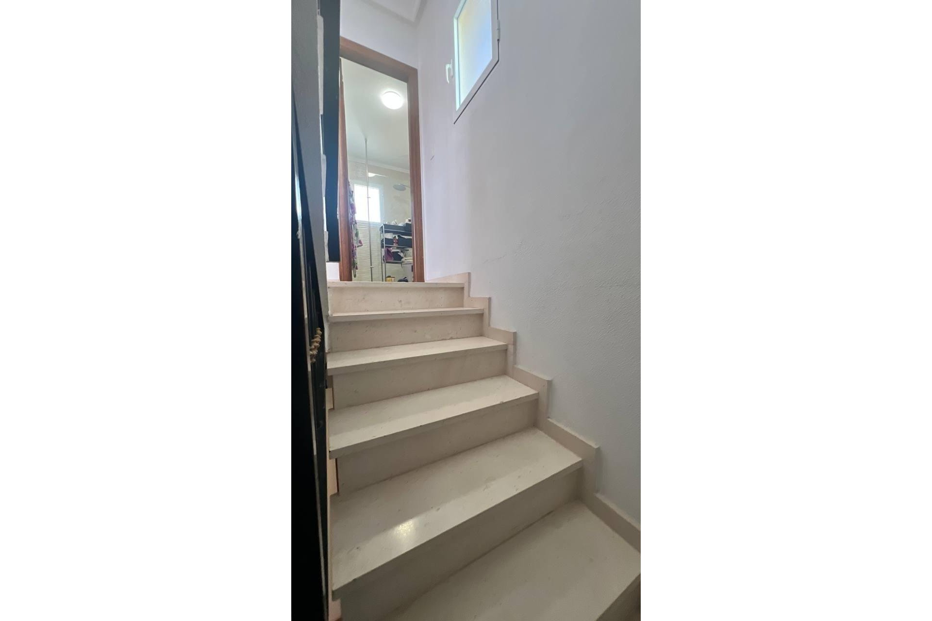 Herverkoop - Town House -
Orihuela Costa - Los Almendros-la Florida