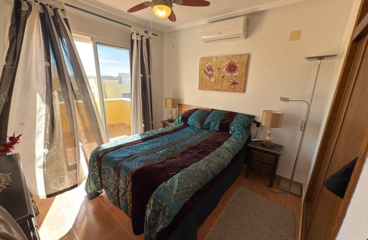 Herverkoop - Town House -
Orihuela Costa - Los Almendros-la Florida