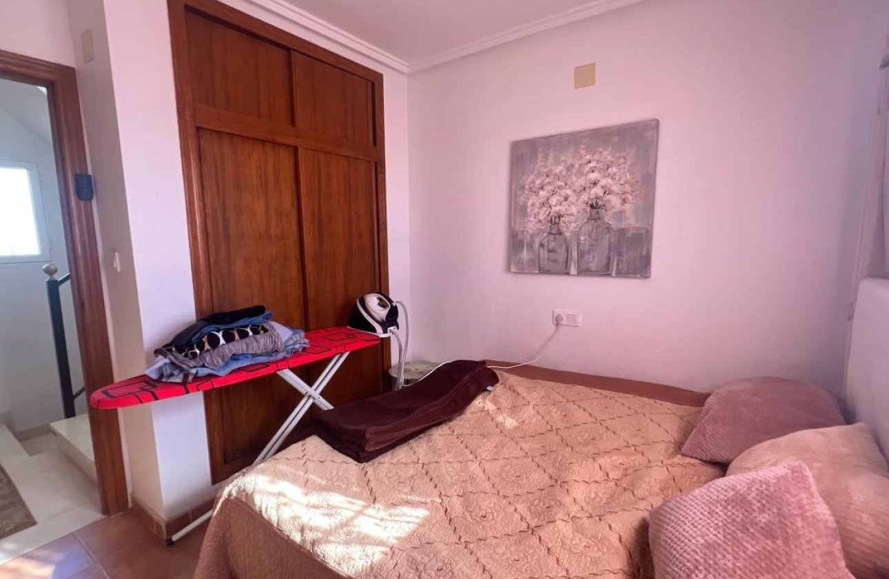 Herverkoop - Town House -
Orihuela Costa - Los Almendros-la Florida