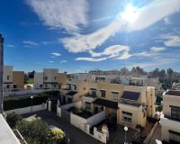 Herverkoop - Town House -
Orihuela Costa - Los Almendros-la Florida