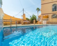 Herverkoop - Town House -
Orihuela Costa - Los Almendros-la Florida