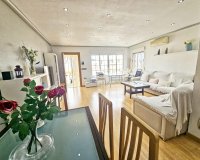 Herverkoop - Town House -
Orihuela Costa - Los Almendros-la Florida