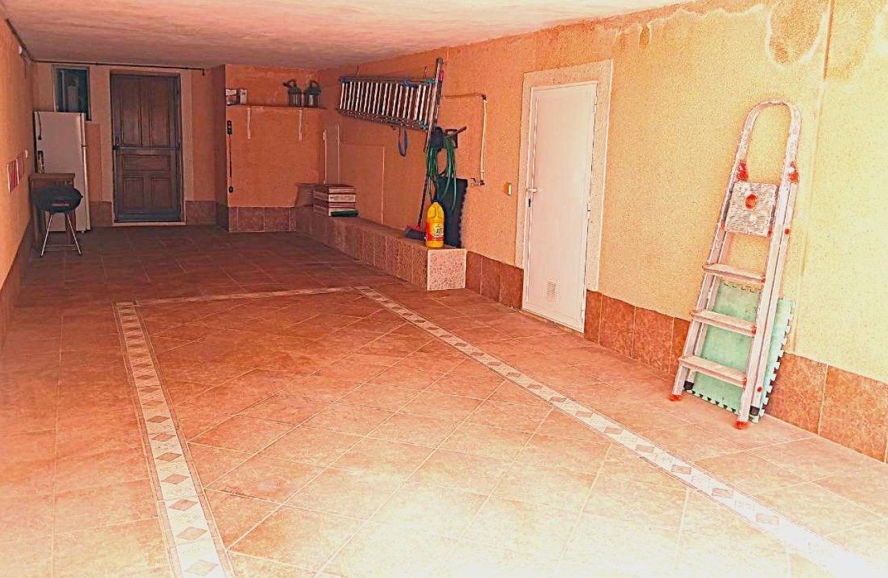 Herverkoop - Town House -
Orihuela Costa - Los Almendros-la Florida
