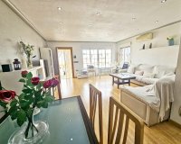 Herverkoop - Town House -
Orihuela Costa - Los Almendros-la Florida