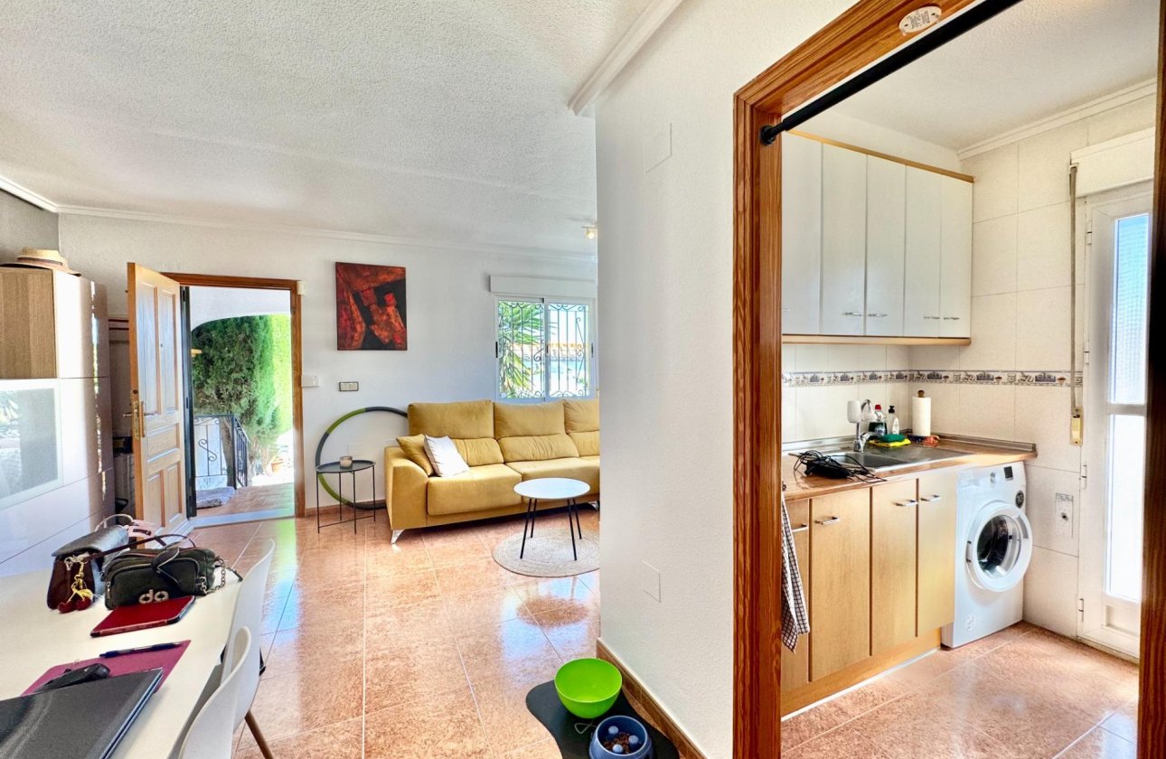 Herverkoop - Town House -
Orihuela Costa - Los Altos
