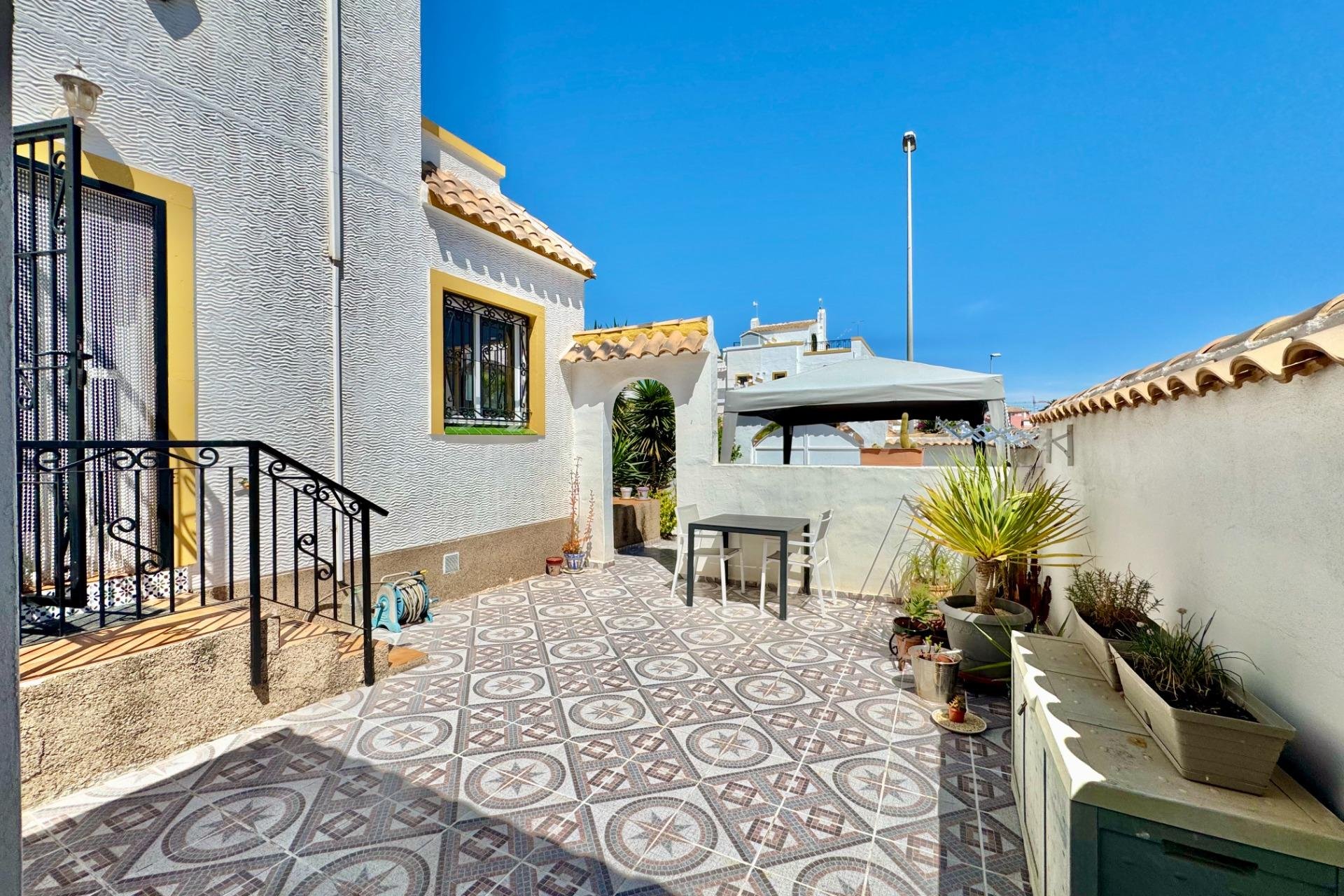 Herverkoop - Town House -
Orihuela Costa - Los Altos