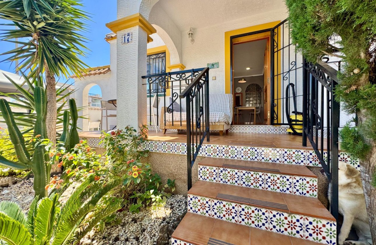 Herverkoop - Town House -
Orihuela Costa - Los Altos