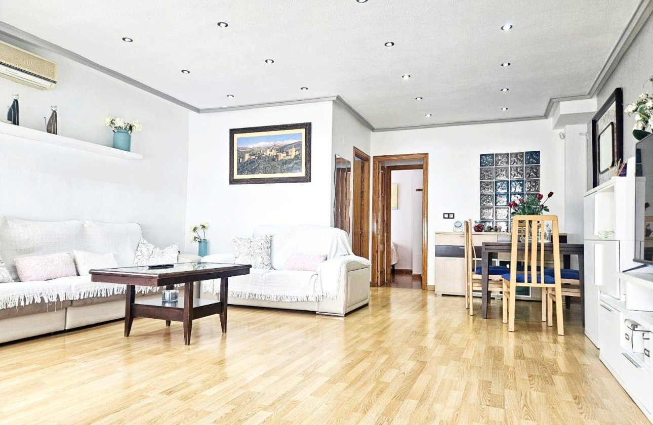 Herverkoop - Town House -
Orihuela Costa - Los Altos
