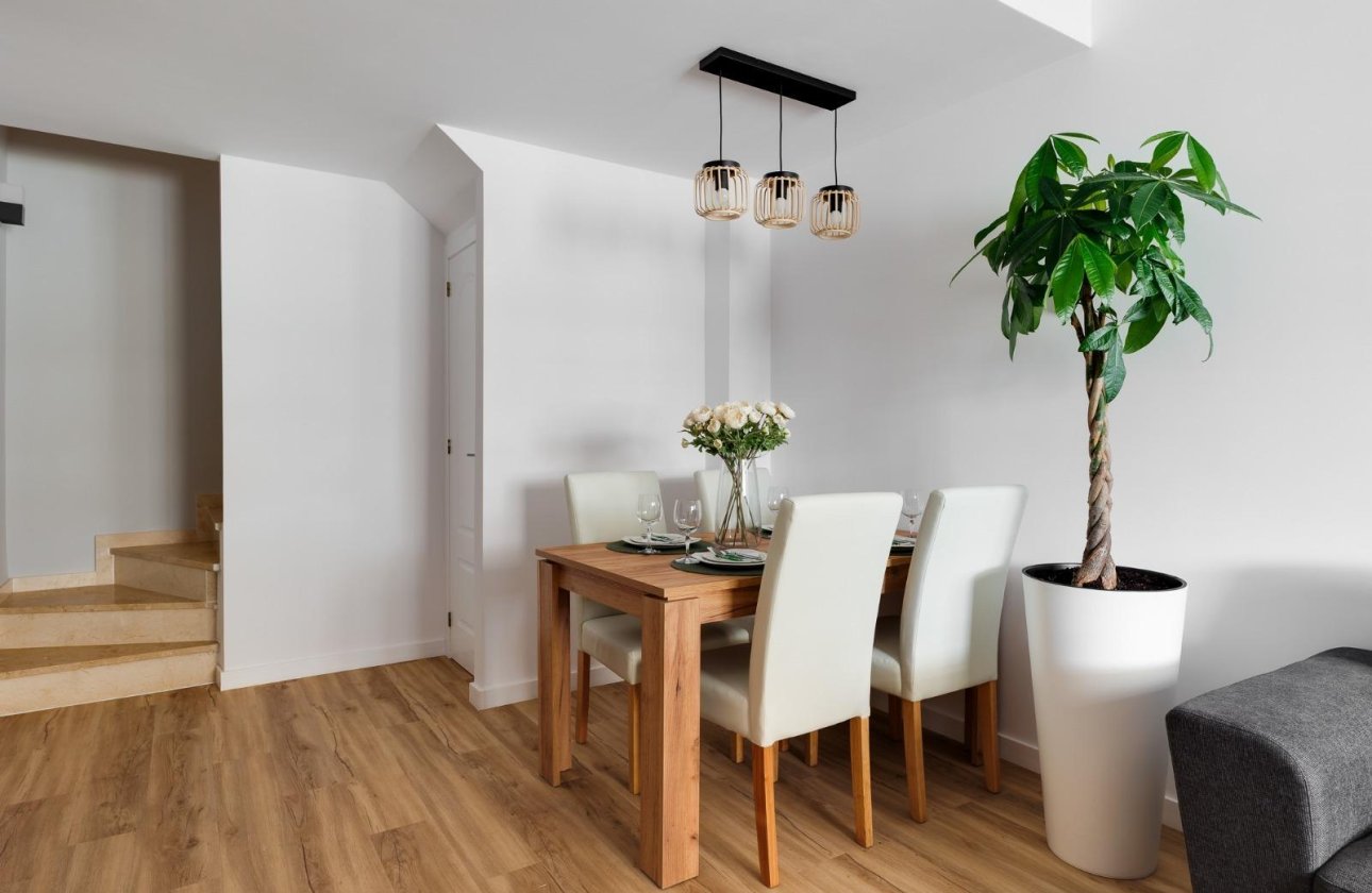 Herverkoop - Town House -
Orihuela Costa - Los Balcones