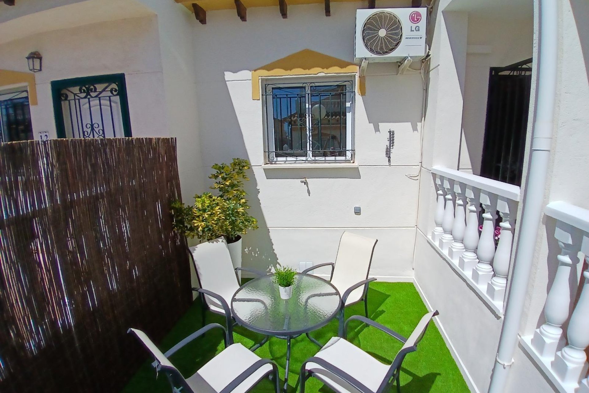 Herverkoop - Town House -
Orihuela Costa - Los Balcones