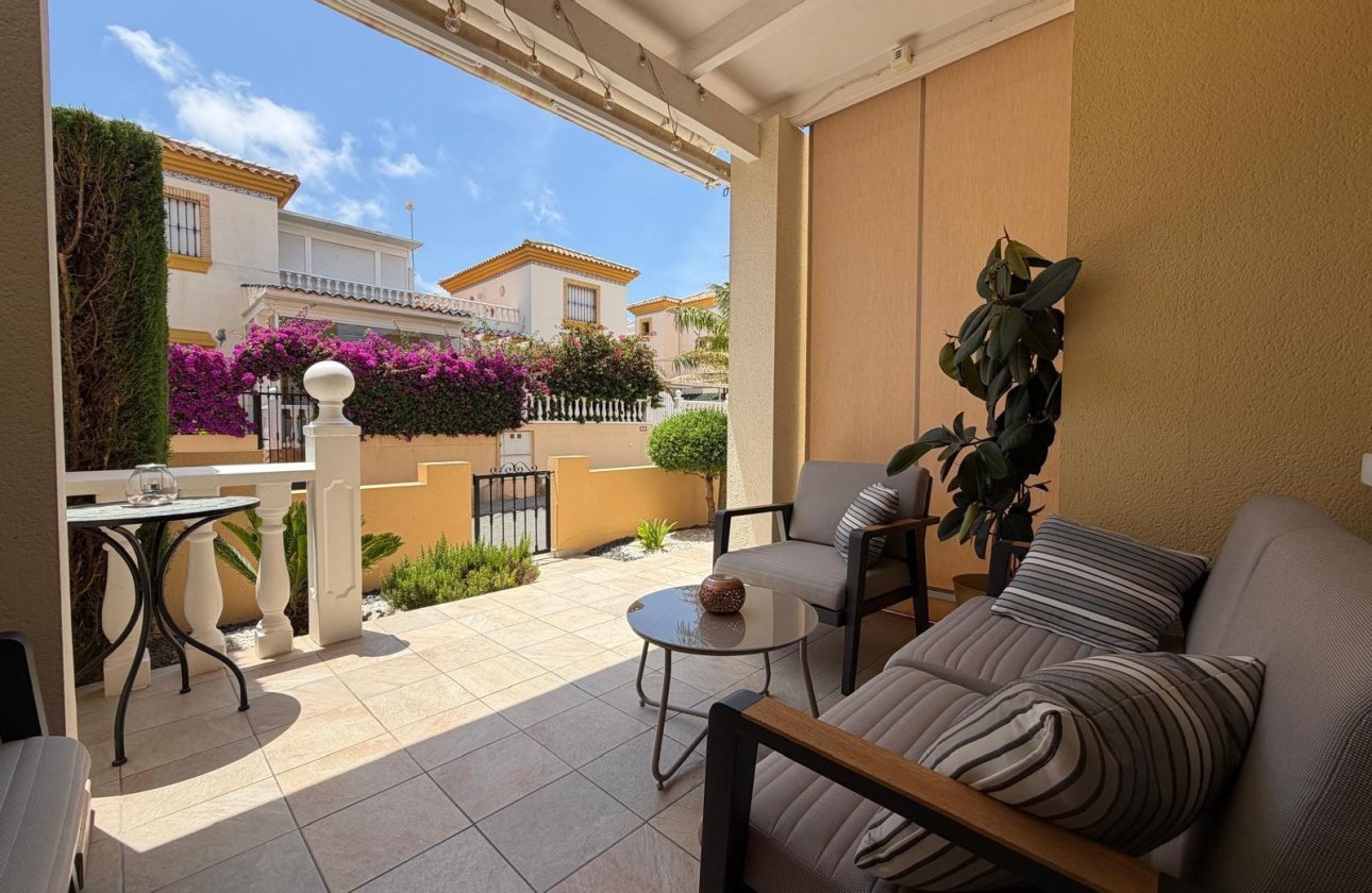 Herverkoop - Town House -
Orihuela Costa - Los Dolses