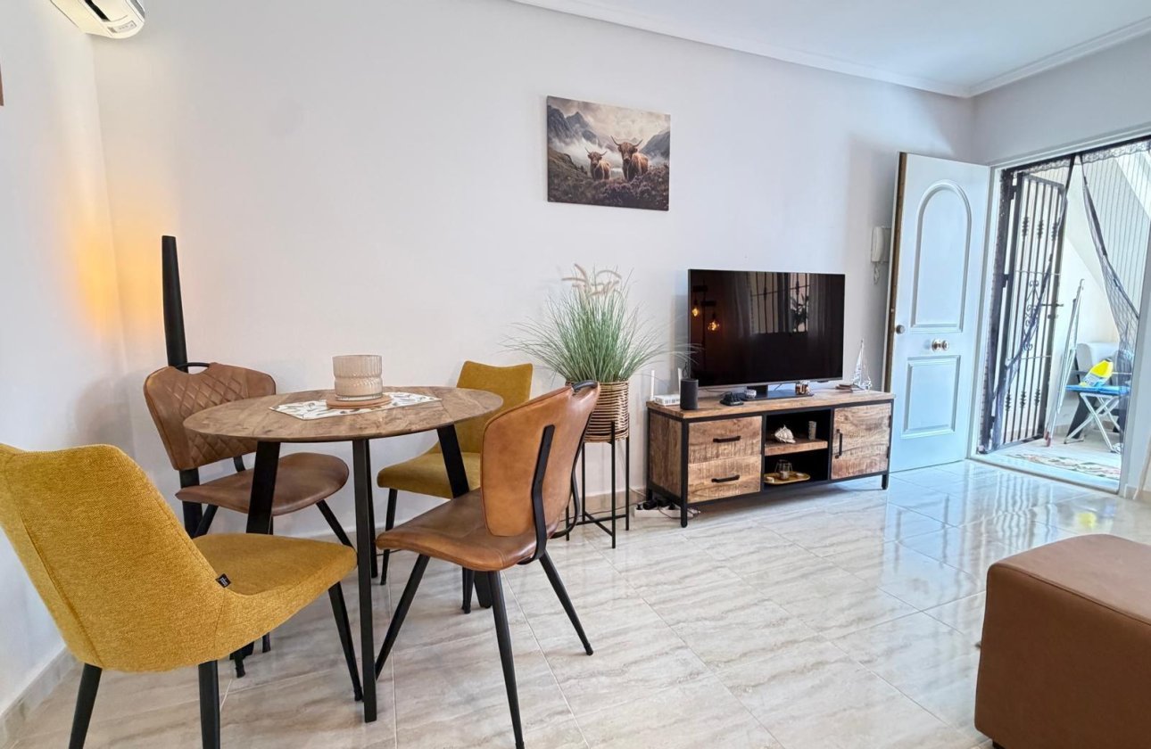 Herverkoop - Town House -
Orihuela Costa - Los Dolses
