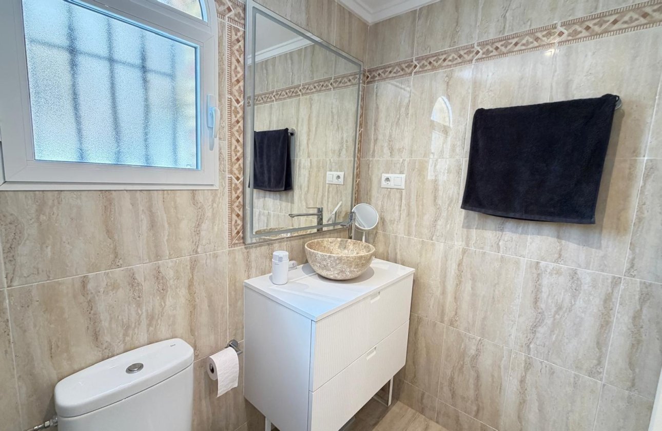Herverkoop - Town House -
Orihuela Costa - Los Dolses