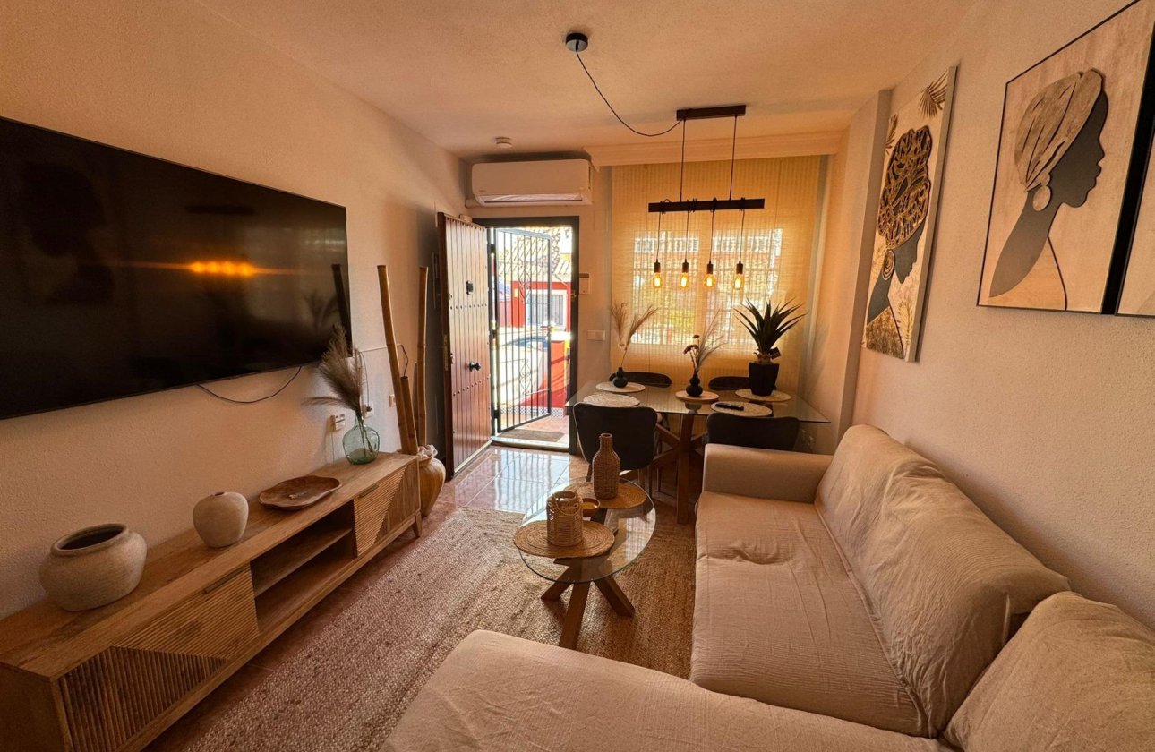 Herverkoop - Town House -
Orihuela Costa - Los Dolses