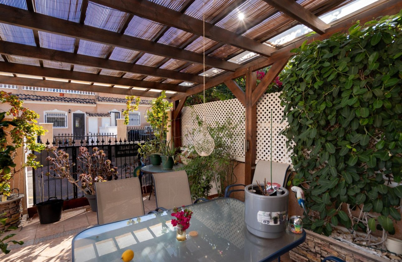 Herverkoop - Town House -
Orihuela Costa - Los Dolses