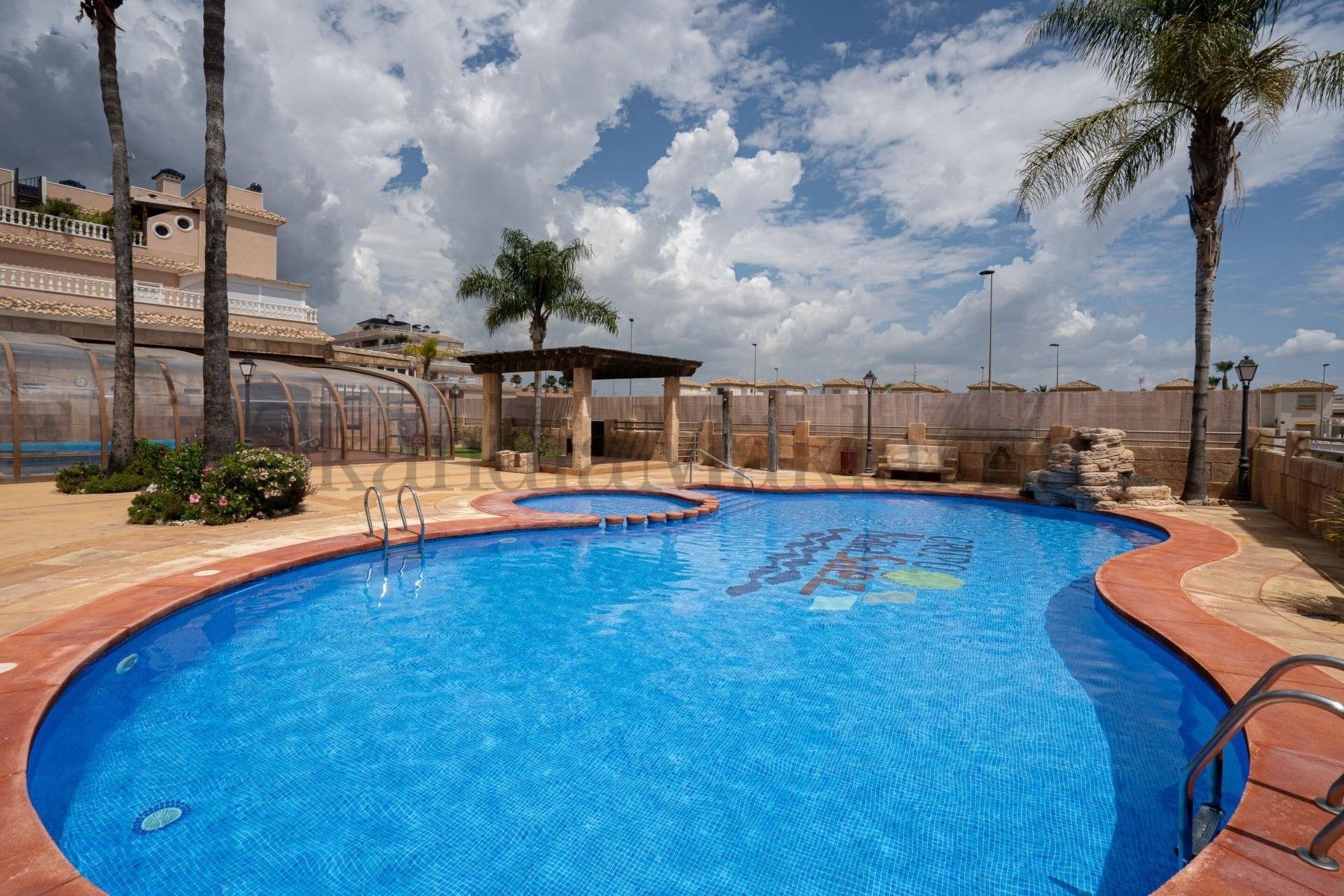 Herverkoop - Town House -
Orihuela Costa - Los Dolses