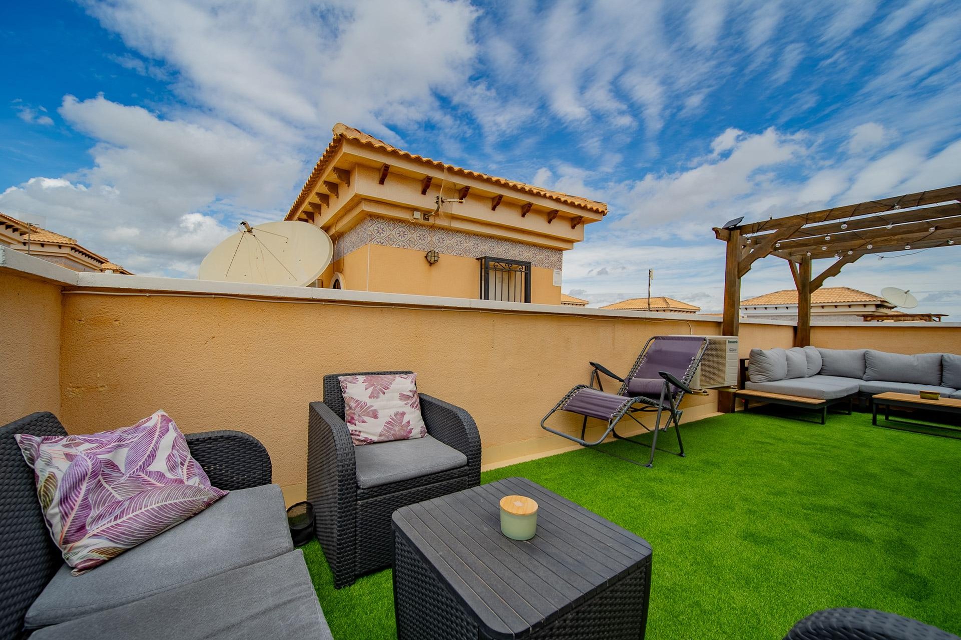 Herverkoop - Town House -
Orihuela Costa - PAU 26