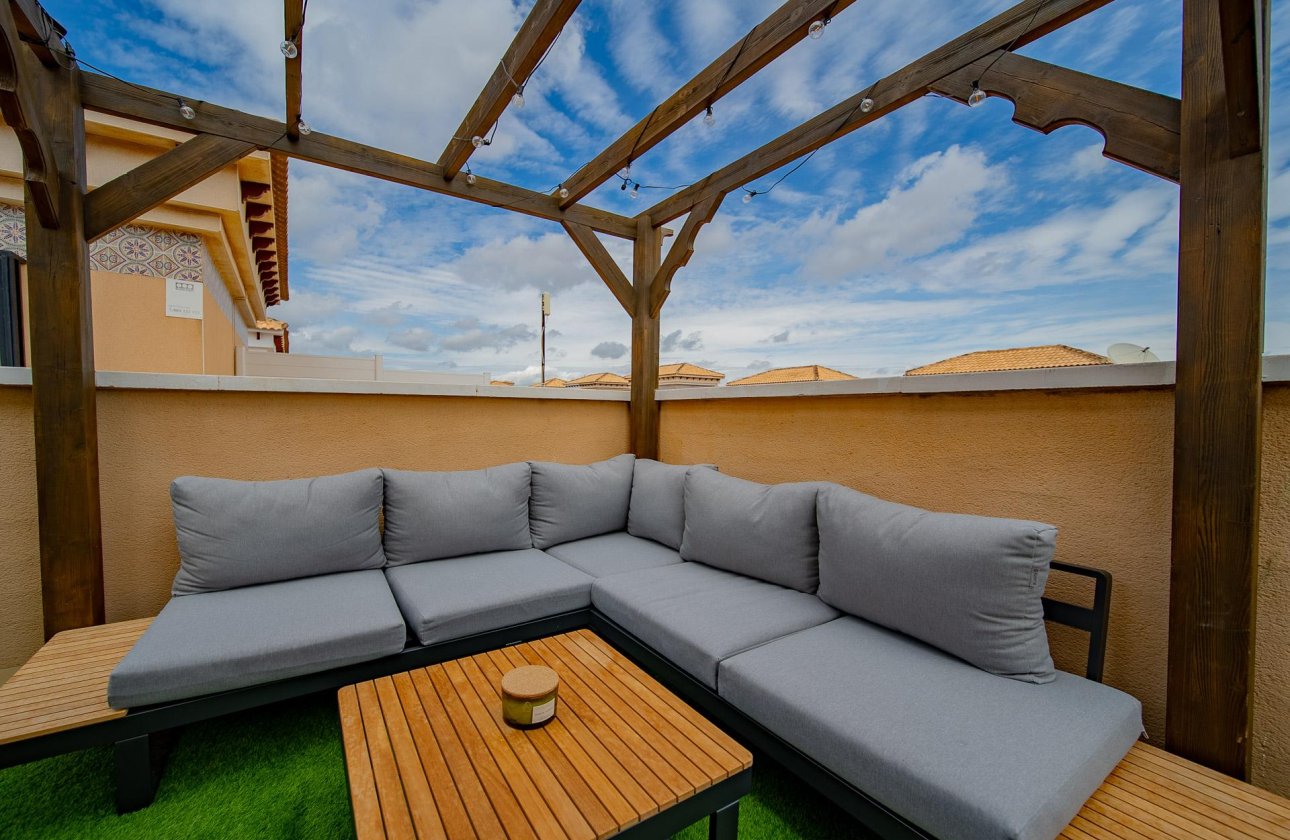 Herverkoop - Town House -
Orihuela Costa - PAU 26