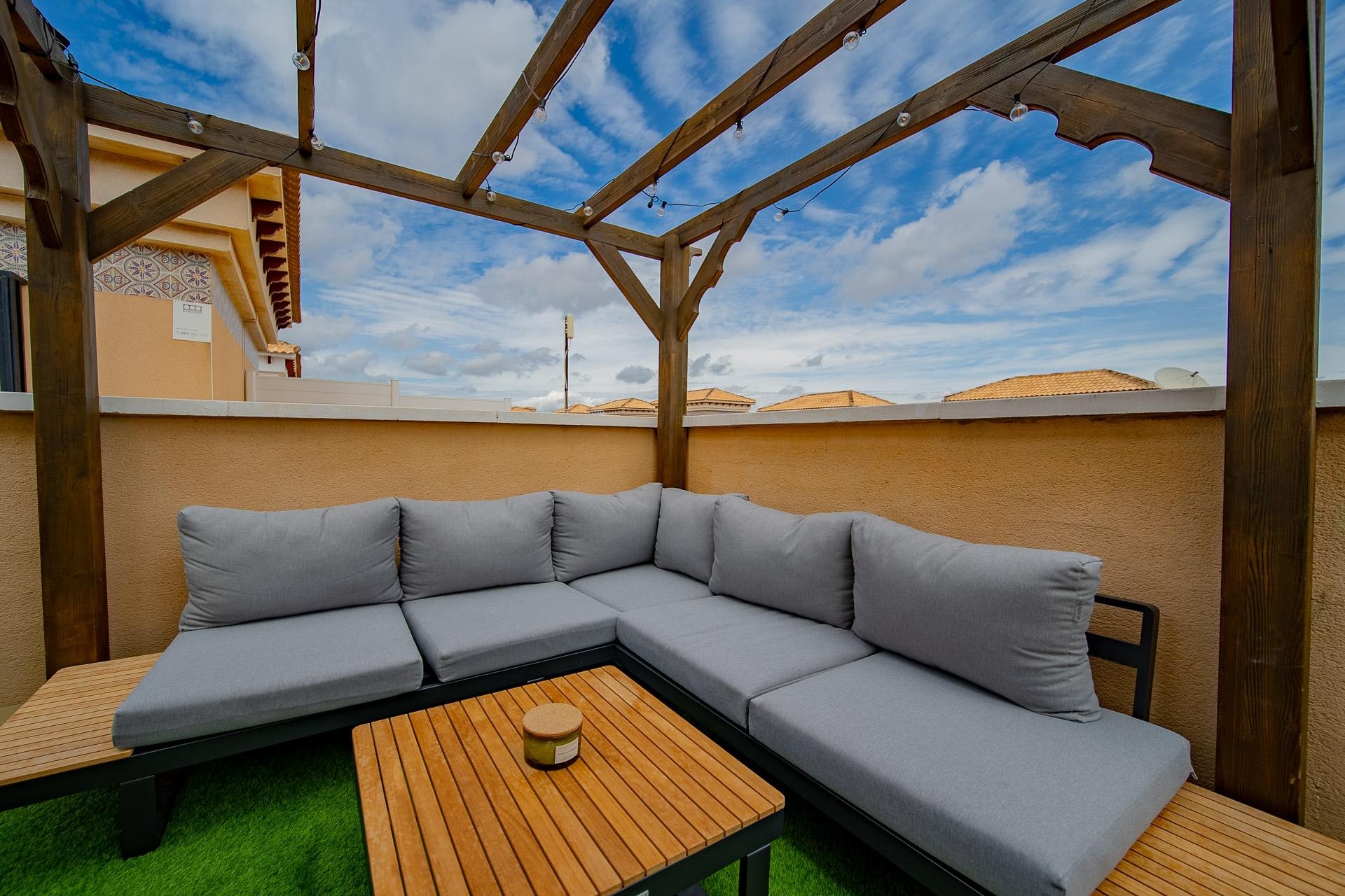 Herverkoop - Town House -
Orihuela Costa - PAU 26