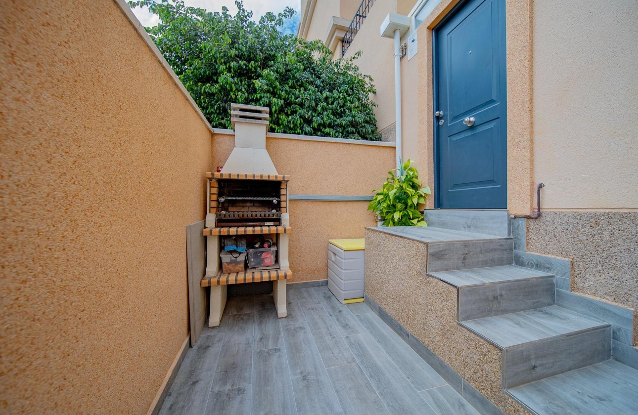 Herverkoop - Town House -
Orihuela Costa - PAU 26