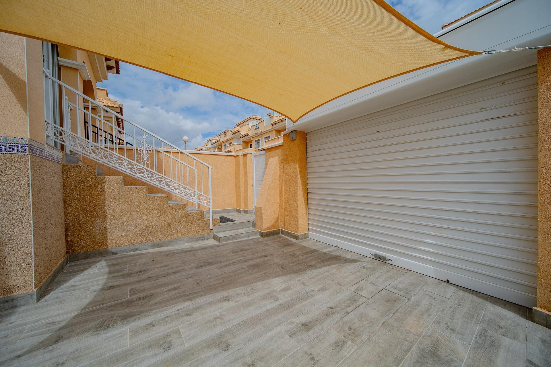 Herverkoop - Town House -
Orihuela Costa - PAU 26