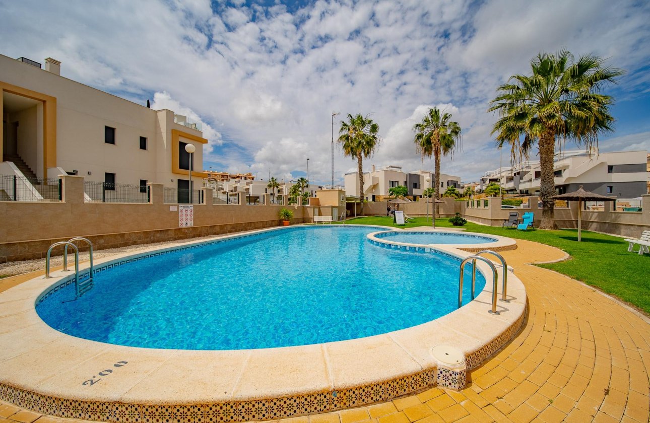 Herverkoop - Town House -
Orihuela Costa - PAU 26