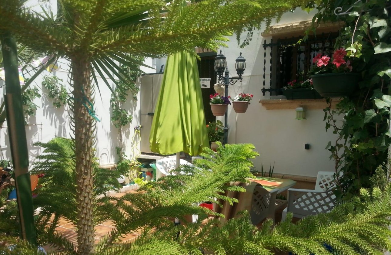 Herverkoop - Town House -
Orihuela Costa - PAU 8