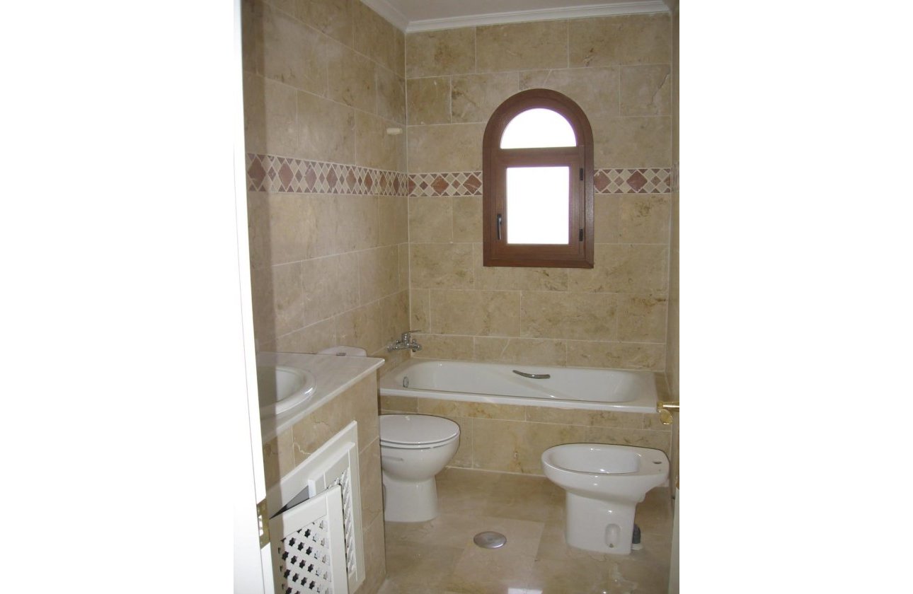 Herverkoop - Town House -
Orihuela Costa - PAU 8