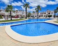 Herverkoop - Town House -
Orihuela Costa - PAU 8