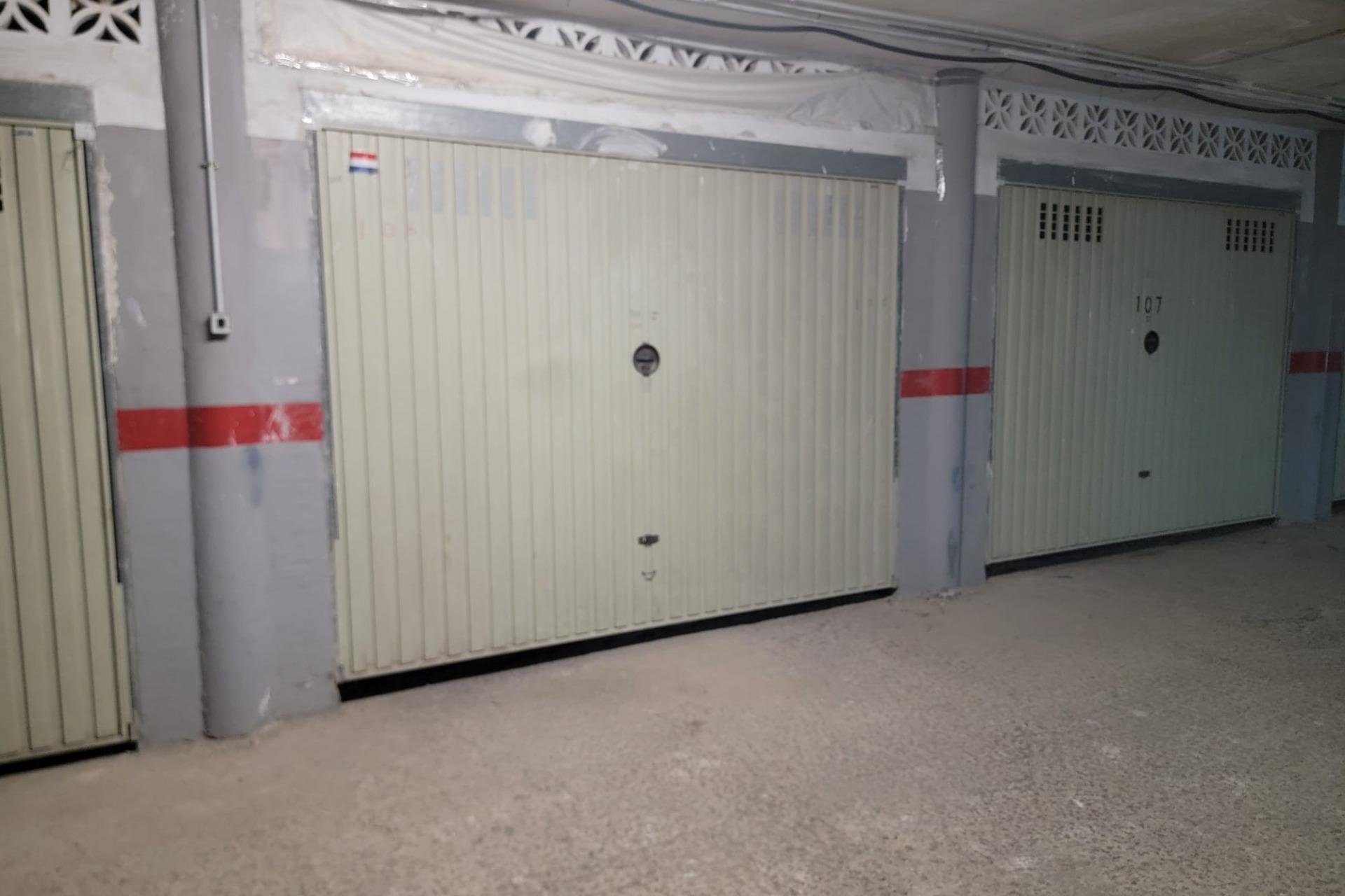 Herverkoop - Town House -
Orihuela Costa - Playa Flamenca