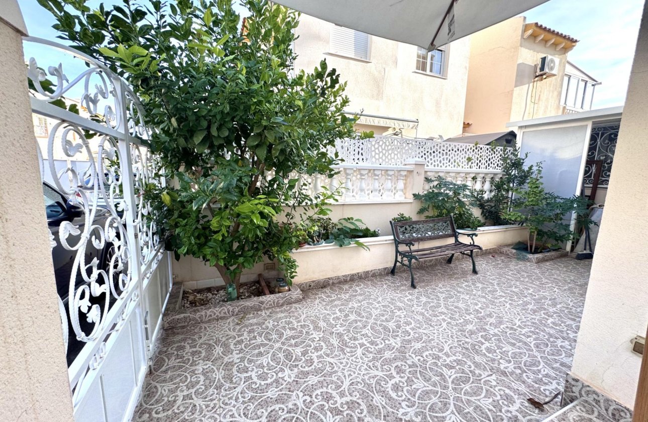 Herverkoop - Town House -
Orihuela Costa - Playa Flamenca