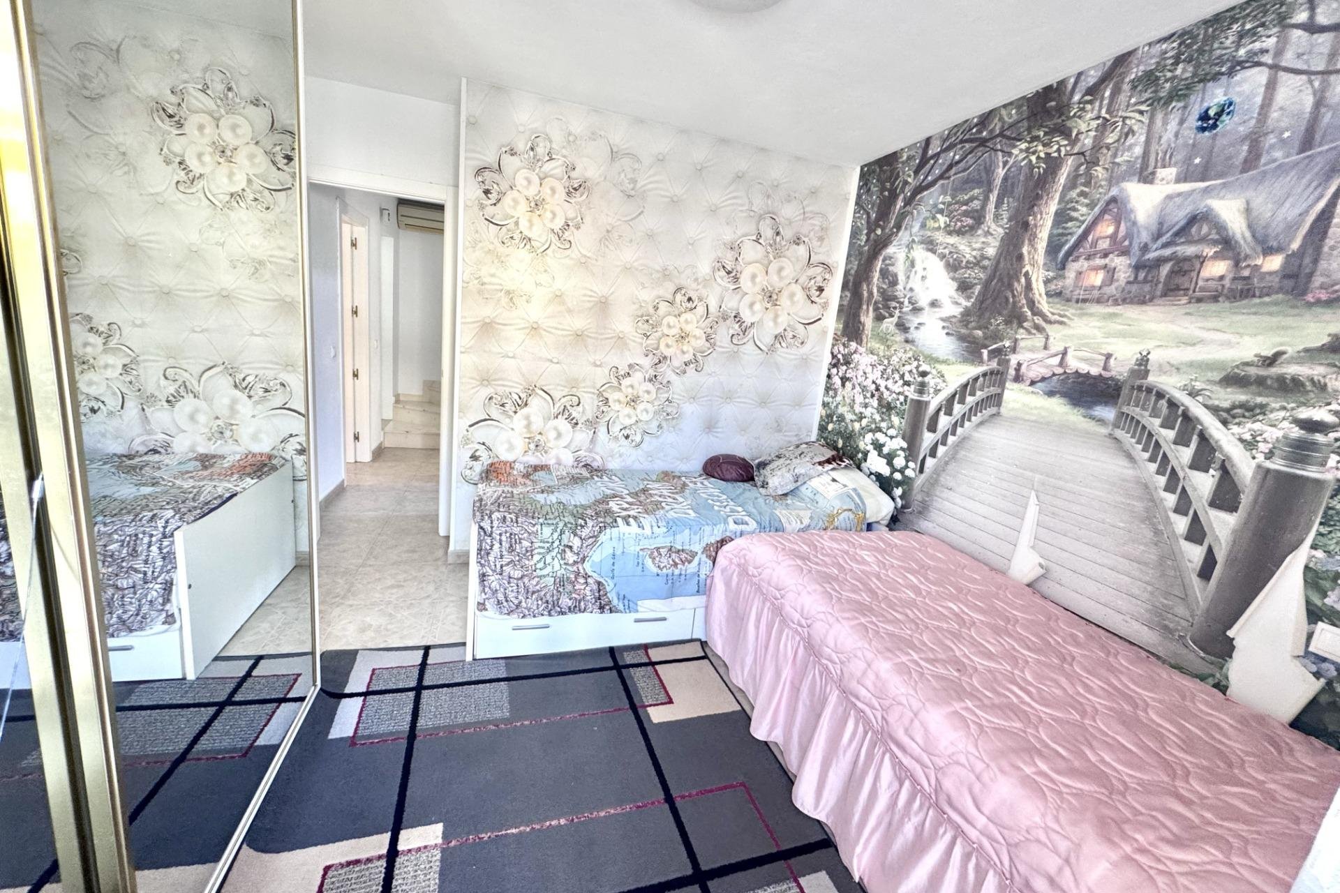 Herverkoop - Town House -
Orihuela Costa - Playa Flamenca