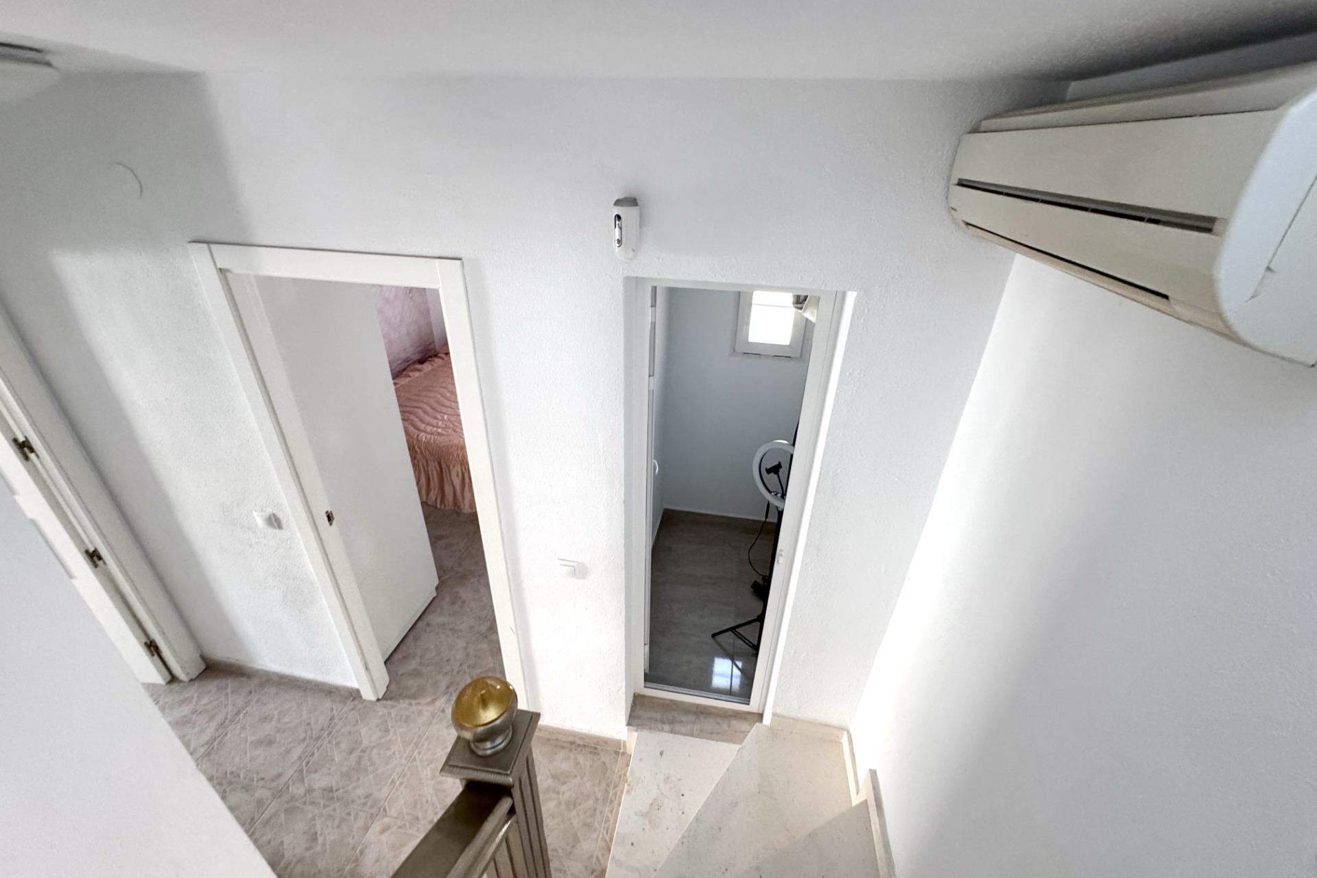 Herverkoop - Town House -
Orihuela Costa - Playa Flamenca