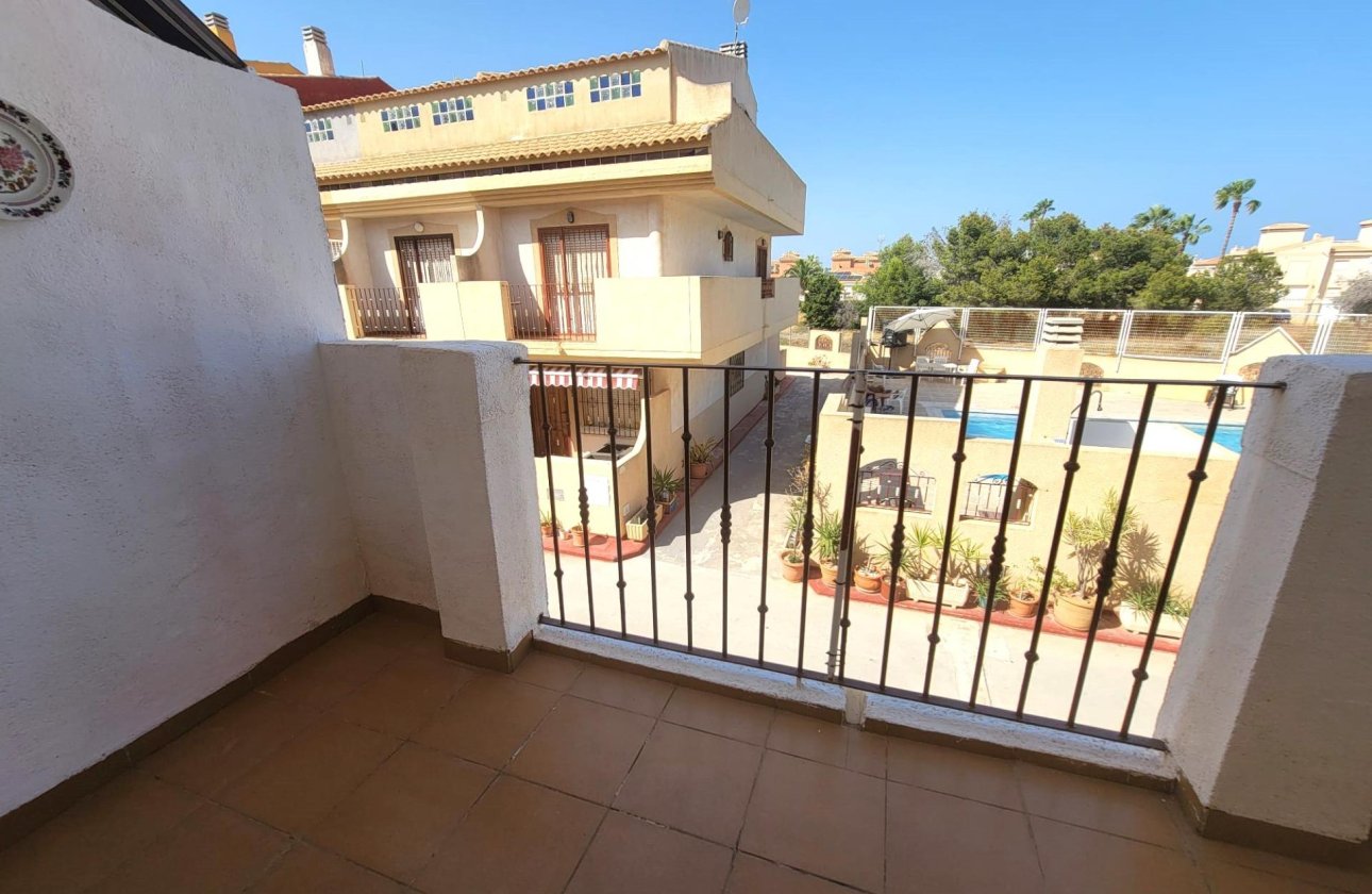 Herverkoop - Town House -
Orihuela Costa - Playa Flamenca