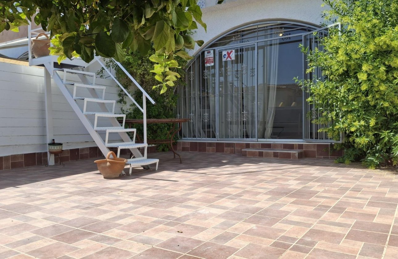 Herverkoop - Town House -
Orihuela Costa - Playa Flamenca