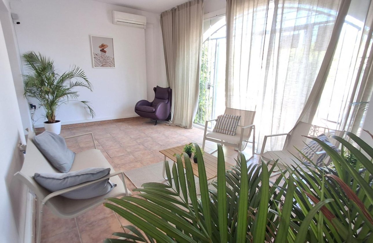 Herverkoop - Town House -
Orihuela Costa - Playa Flamenca
