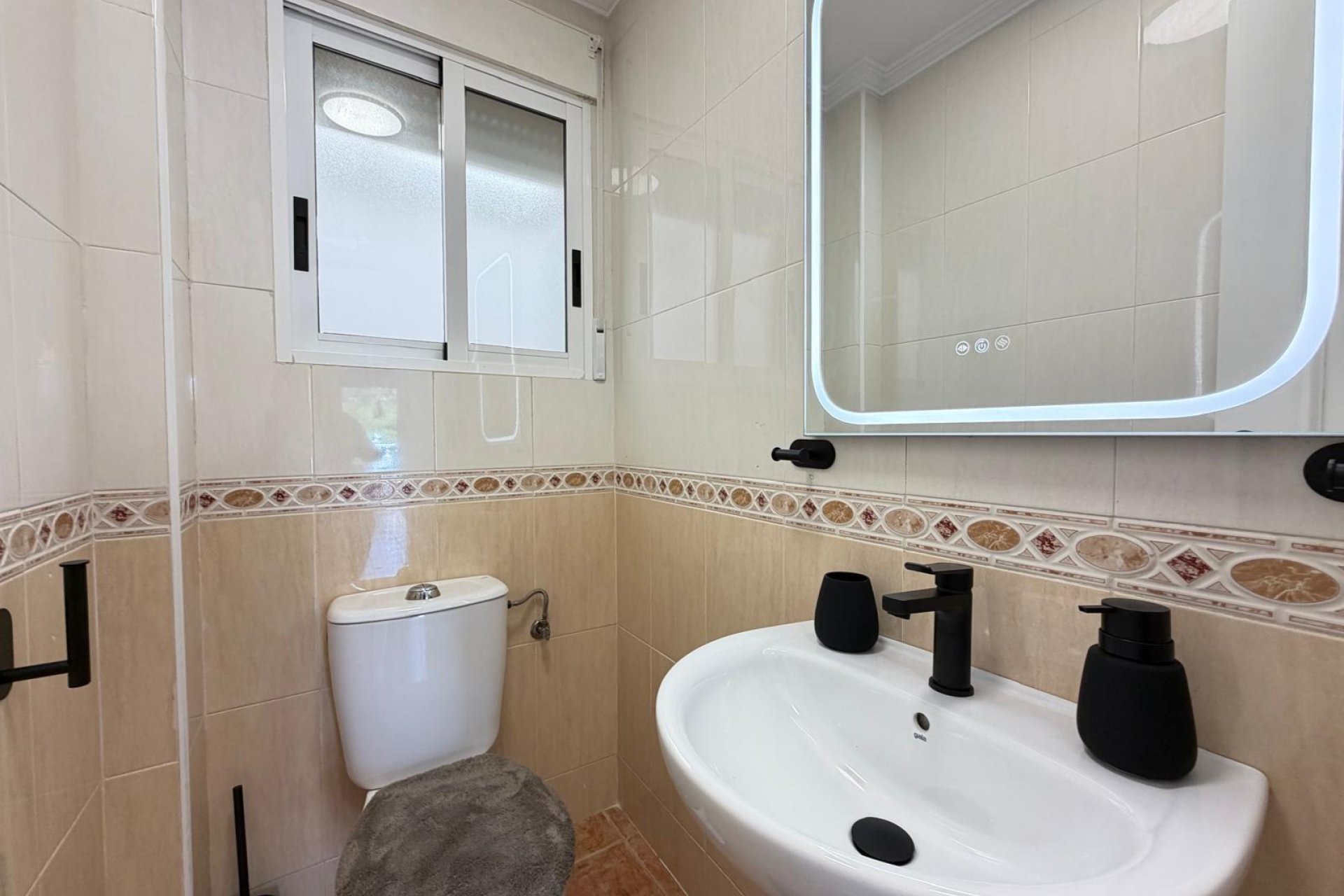 Herverkoop - Town House -
Orihuela Costa - Rocio Del Mar