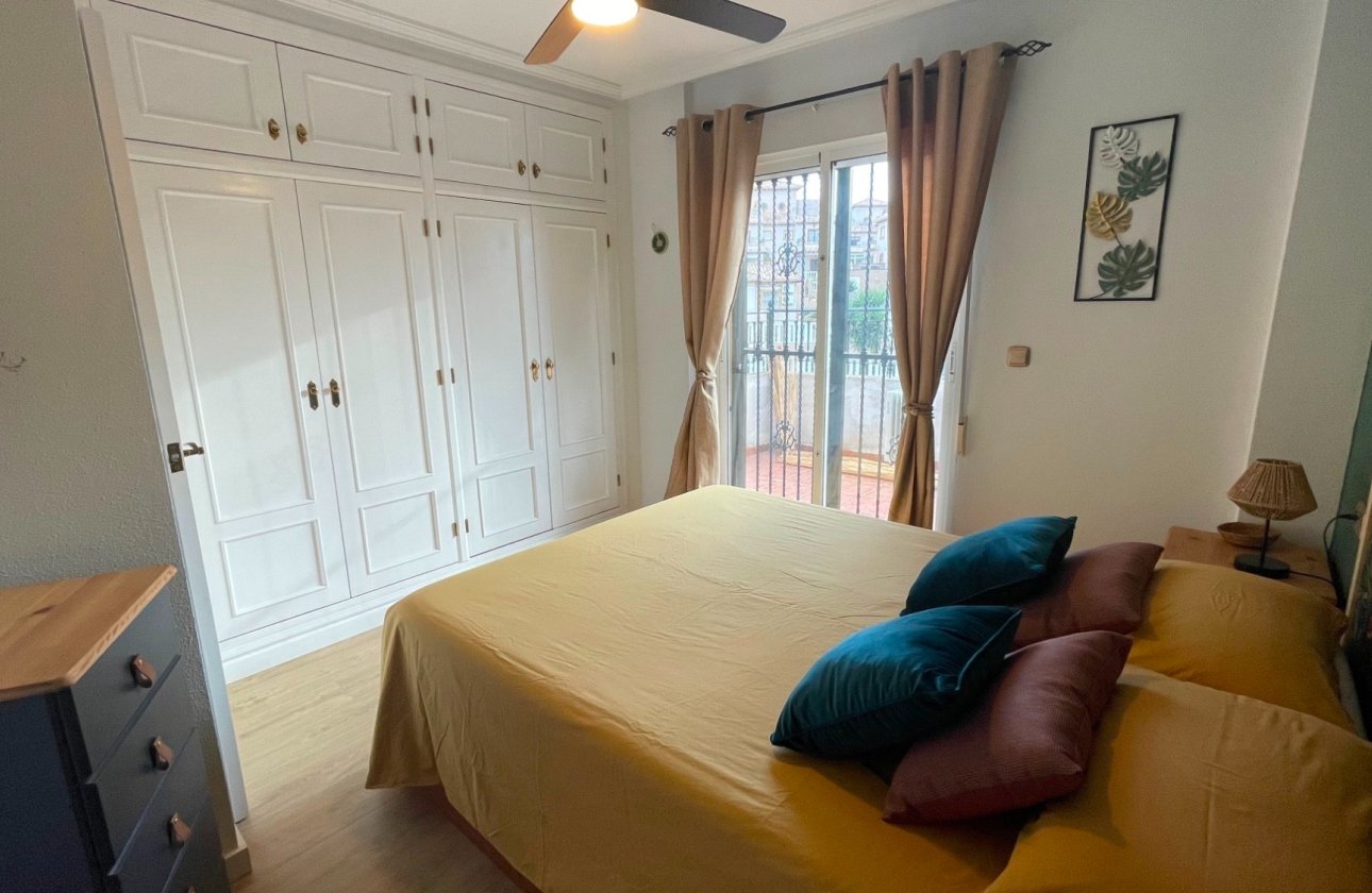 Herverkoop - Town House -
Orihuela Costa - Villamartín