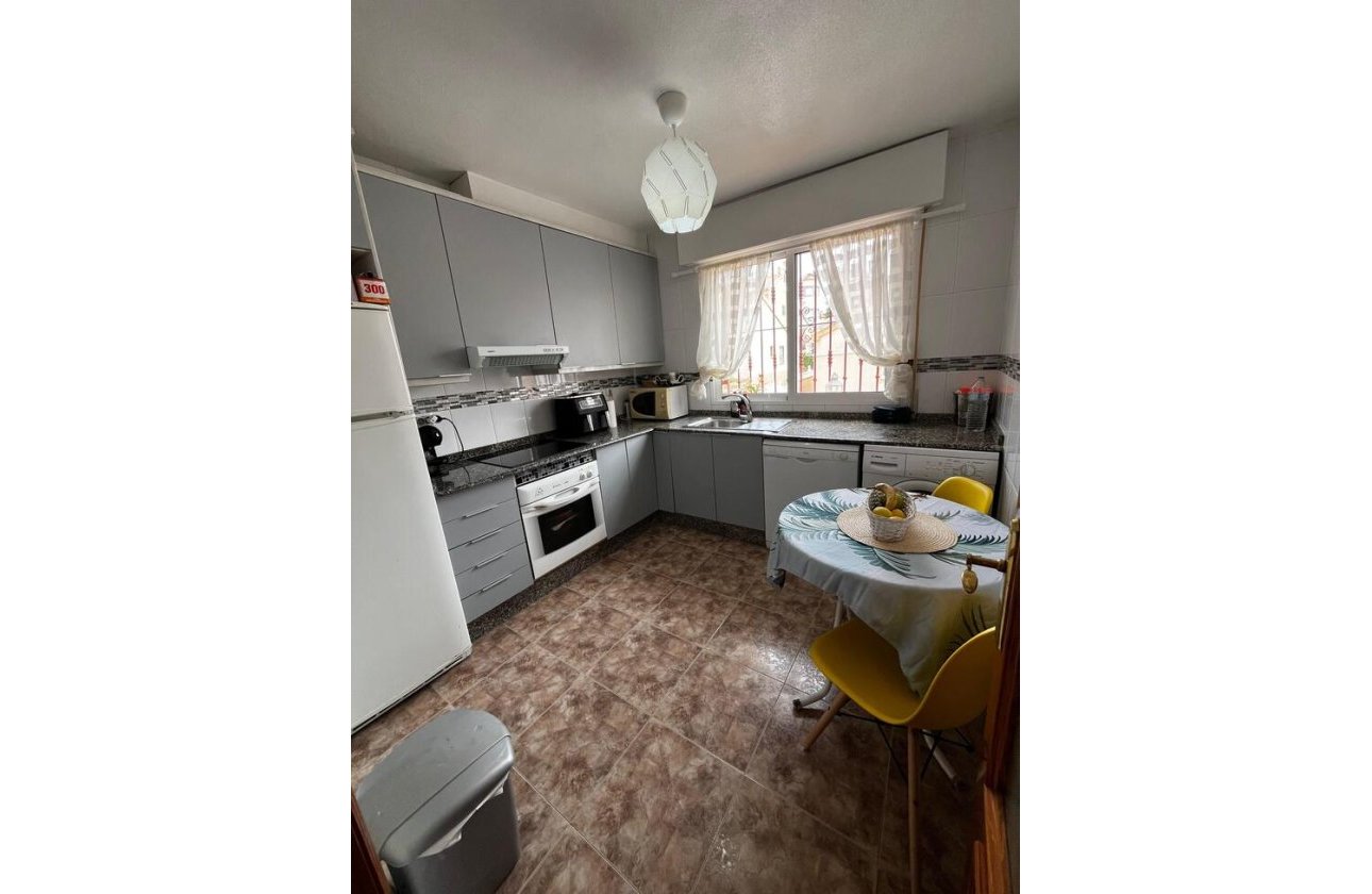 Herverkoop - Town House Penthouse -
Torrevieja - La Florida