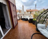 Herverkoop - Town House Penthouse -
Torrevieja - La Florida