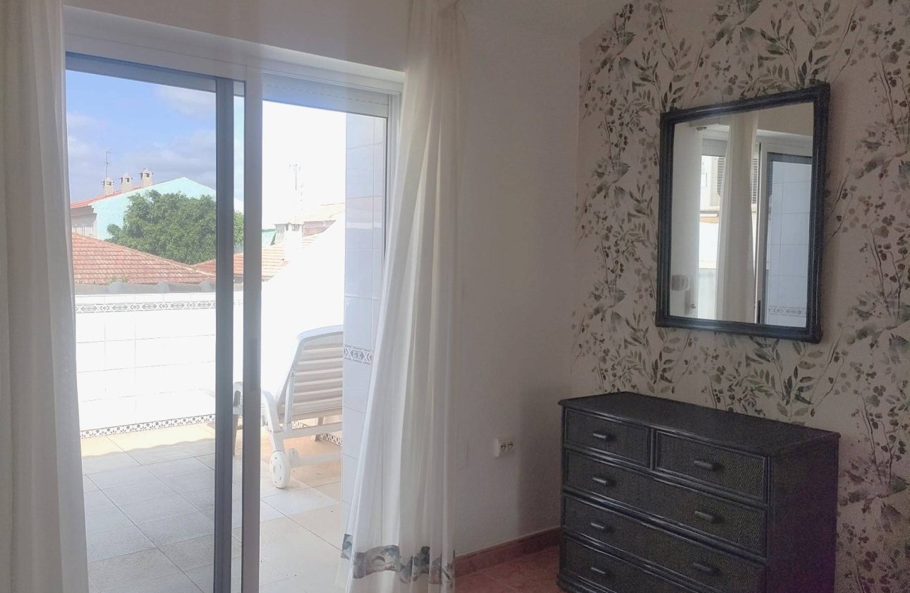 Herverkoop - Town House -
Pilar de la Horadada - Torre De La Horadada