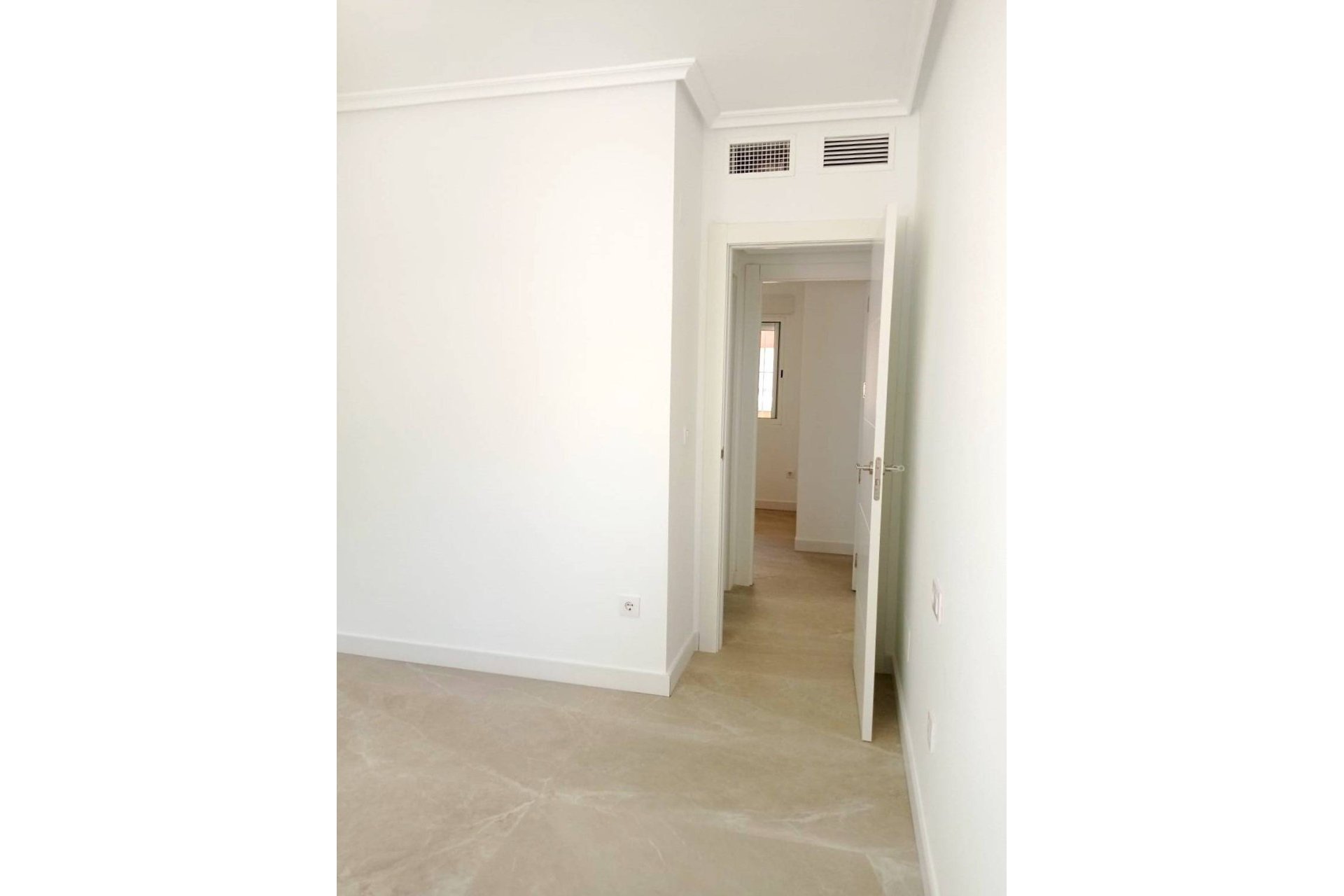 Herverkoop - Town House -
Pilar de la Horadada