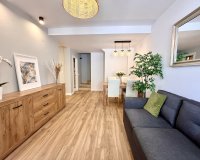 Herverkoop - Town House -
Playa Flamenca - Costa Blanca